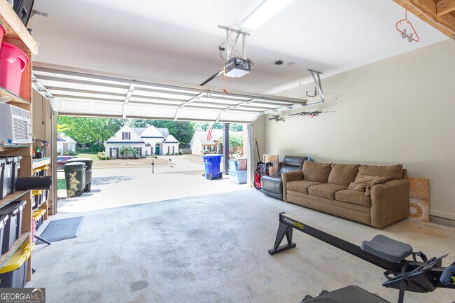 Building Photo - 27 Portico Pl