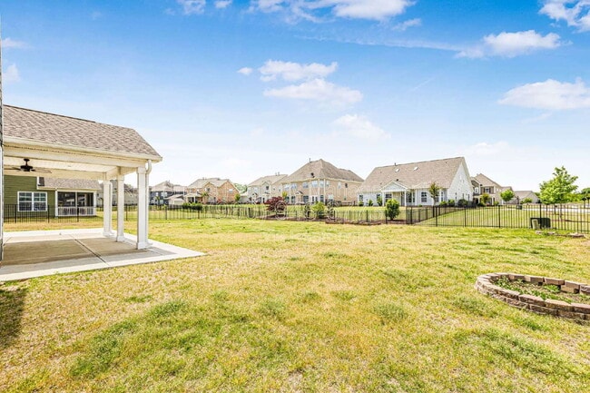 Building Photo - 8608 Lavender Pl