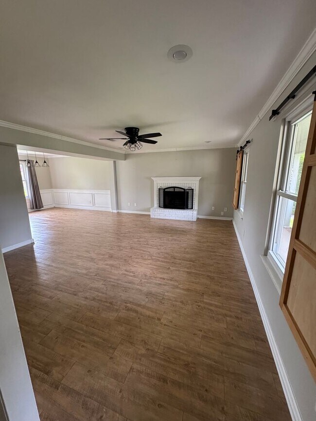Building Photo - Available Now In Forest Creek