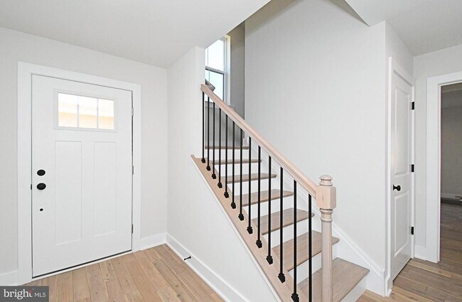 Building Photo - 51 E Clymer Ave