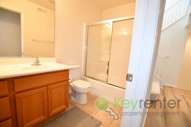 Building Photo - Townhouse in the heart of San Elijo Hills |  San Marcos
