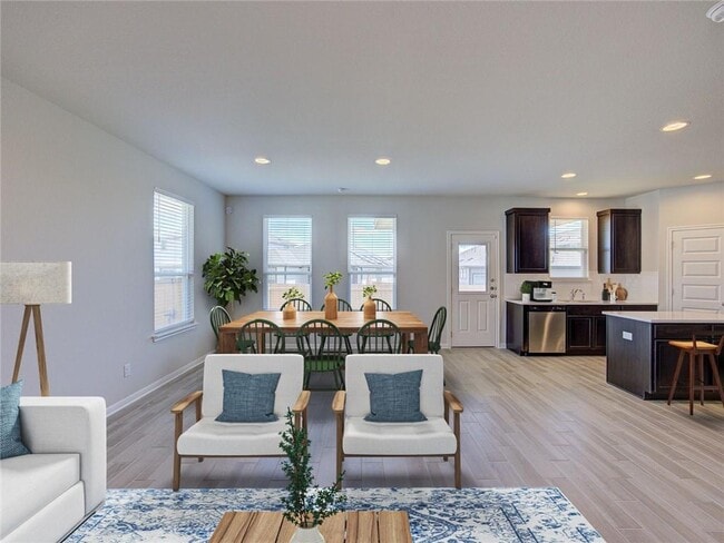 Building Photo - 128 Drifter Ln