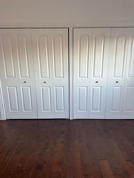 Bedroom 3- Closets - 1317 W 49th St