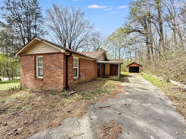 Building Photo - 5026 Bud Holmes Rd