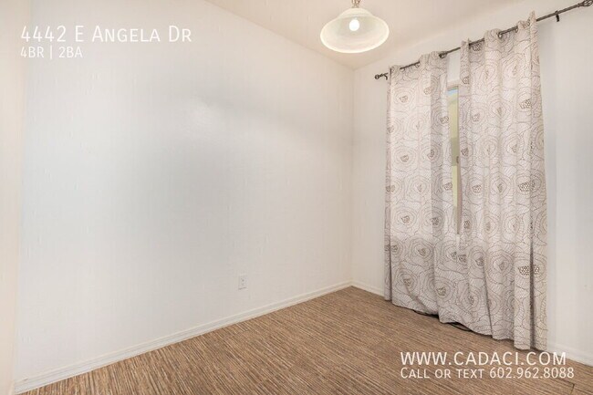 Building Photo - 4442 E Angela Dr