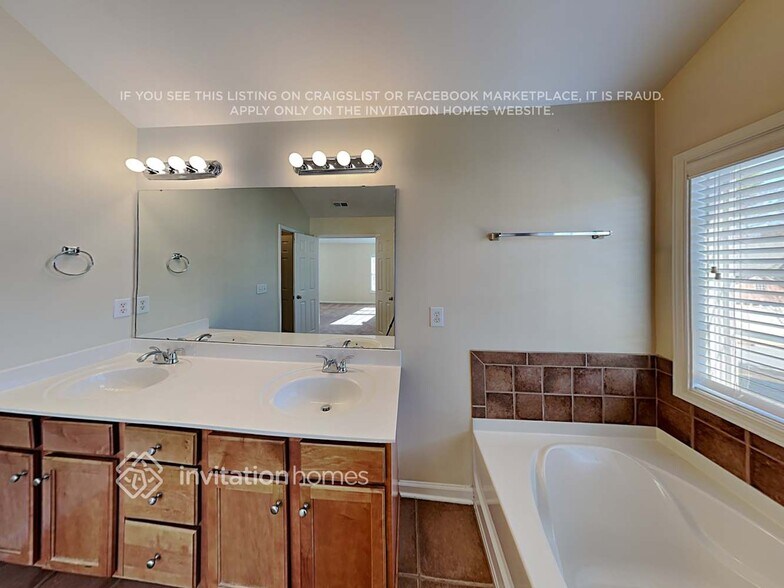 Building Photo - 3620 Willow Stone Ln