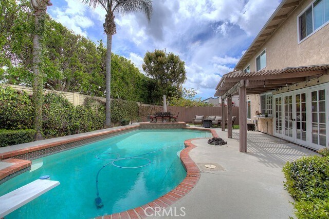 Building Photo - 15412 Lorraine Way