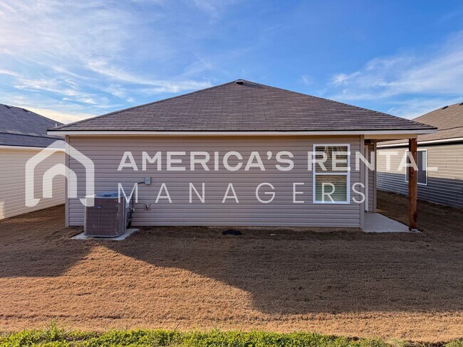 Building Photo - Modern Comfort Awaits in Mize Meadows Brand New Construction with Open Floor Plan!