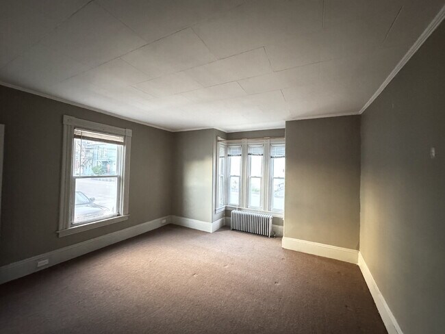 Building Photo - Spacious 2-Bedroom + Bonus Room in the Heart of Westbrook – $2,400/Month