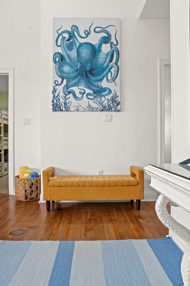 Building Photo - 4431 Luke Ave