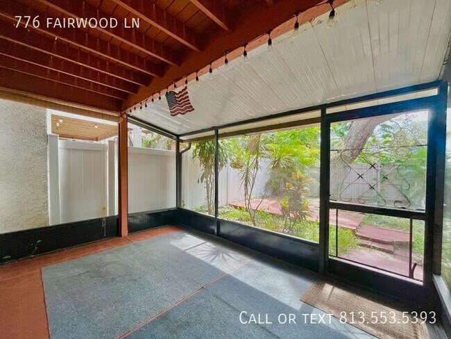 Building Photo - 776 Fairwood Ln