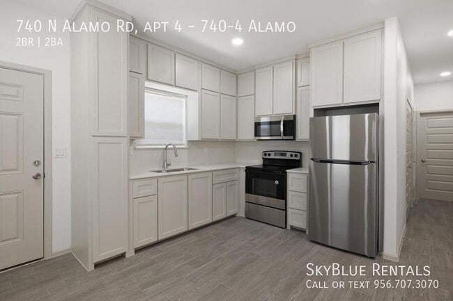 Building Photo - 740 N Alamo Rd