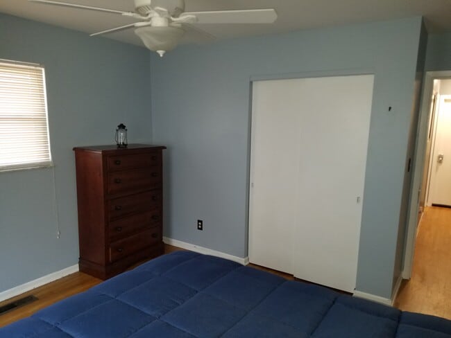 Building Photo - 2853 Chesfield Dr