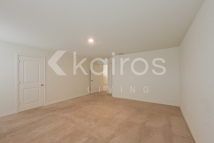 Building Photo - 3958 Turtle Creek