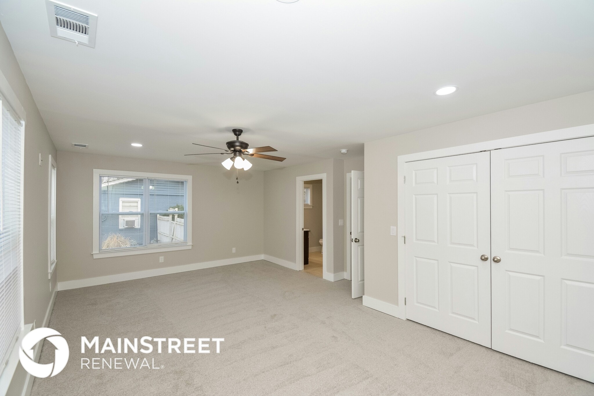 Building Photo - 115 Green Meadow Dr