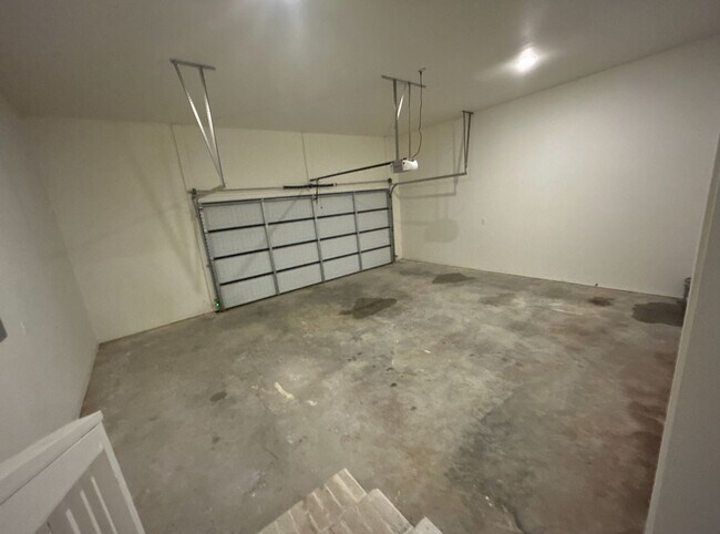 Building Photo - 959 S Rupple Rd