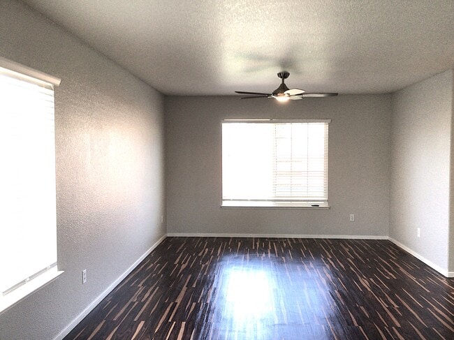 Building Photo - 17641 Papa Bear Ct