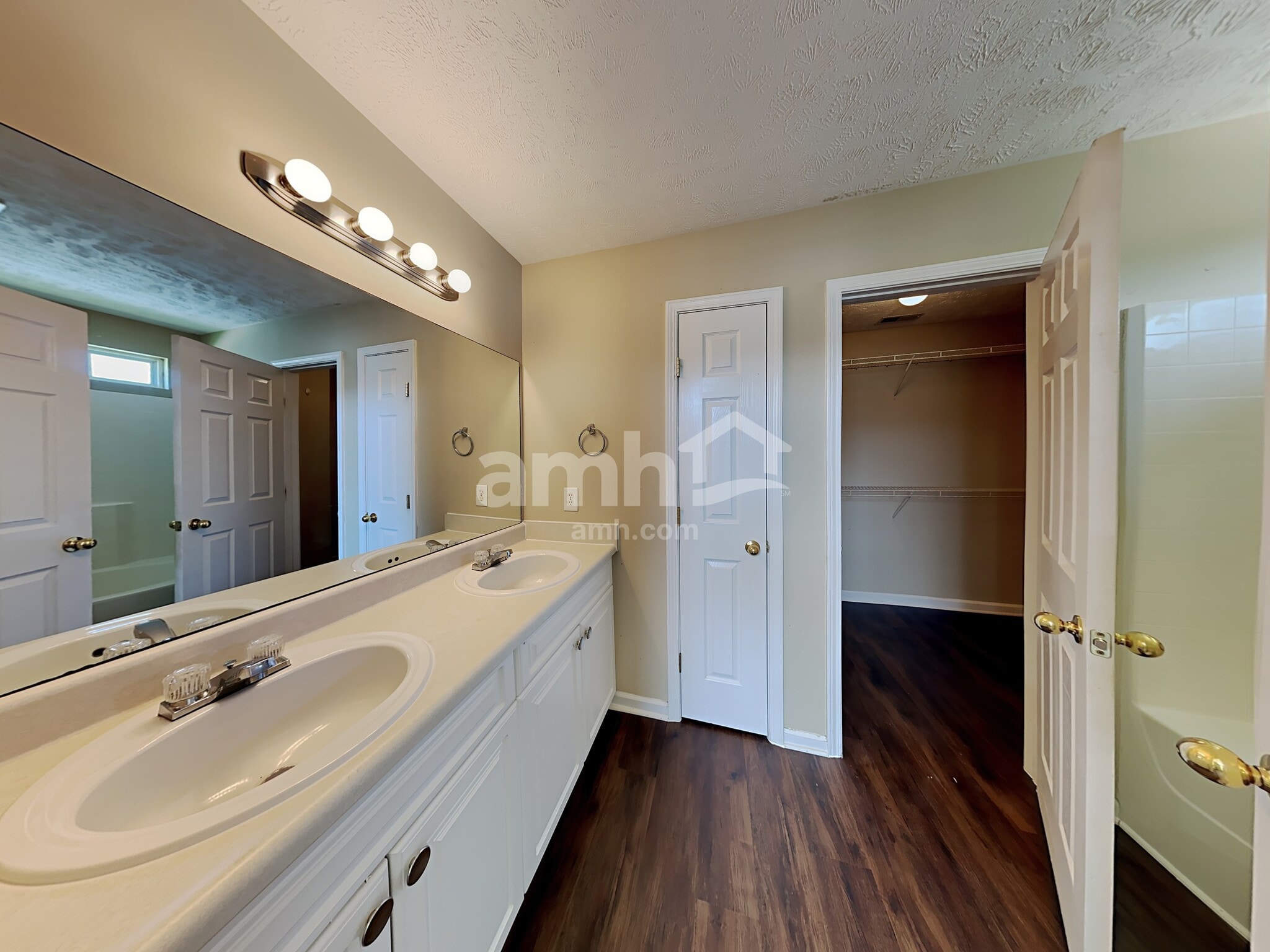 Building Photo - 6135 Steve Scarlett Pl