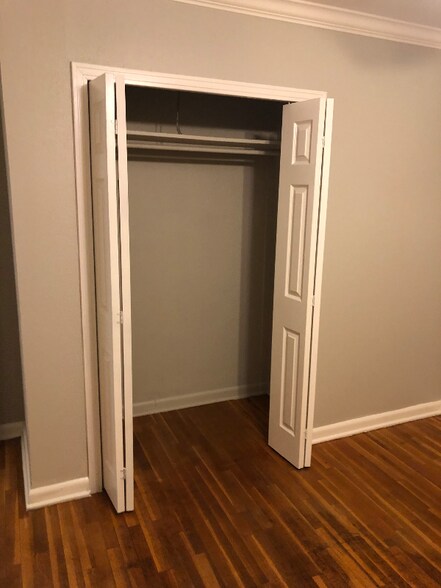 Building Photo - 2023 S Louisiana St