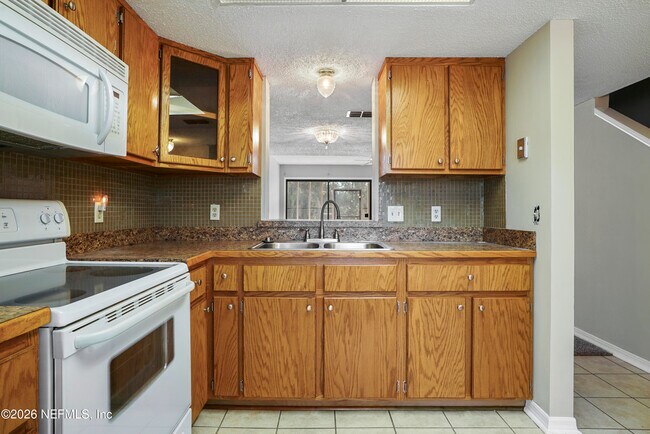 Building Photo - 3517 Peeler Rd