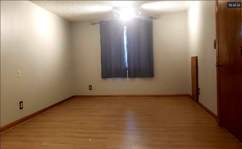 Building Photo - 6407 Carpenter Ave