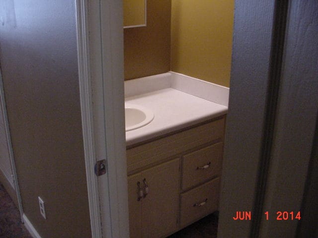 Building Photo - 168 Riverview Dr