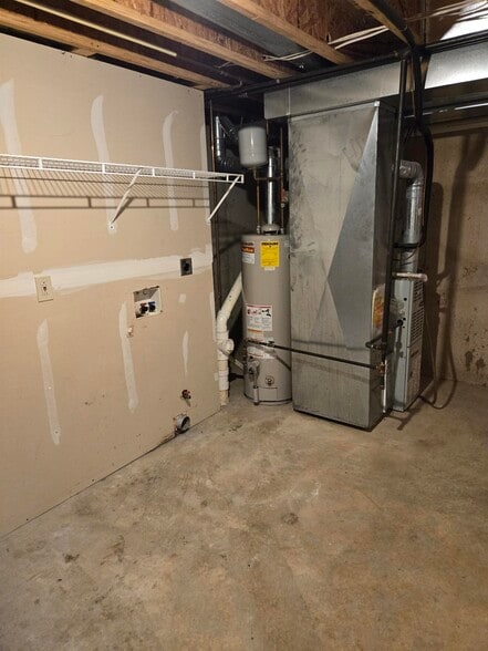 Building Photo - 1757 N Keebler Ave