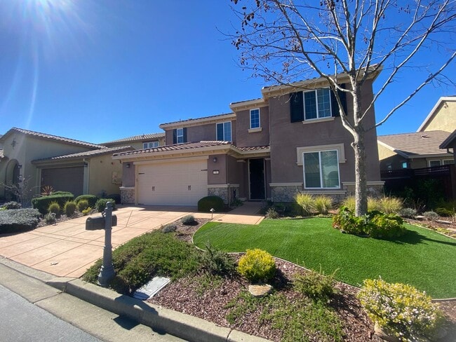 Building Photo - Advent -Immaculate Four Bedroom Home W/ Tw...
