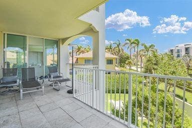 Building Photo - 3700 S Ocean Blvd