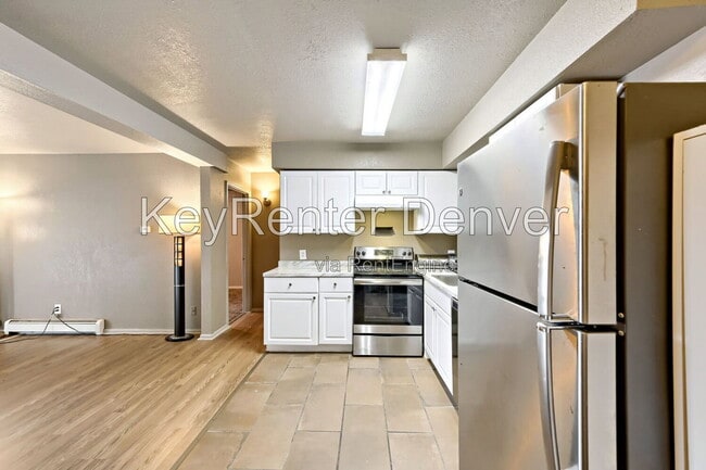 Building Photo - 5995 W Hampden Ave