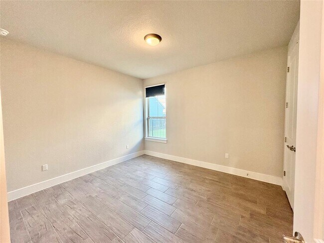 Building Photo - 8014 Talferd Trl