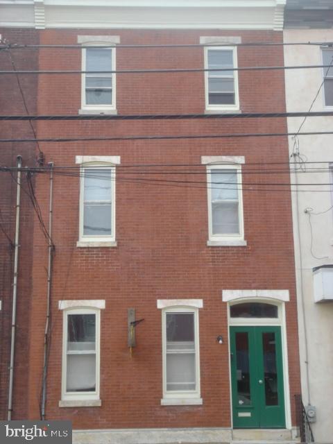 Building Photo - 2638 Poplar St