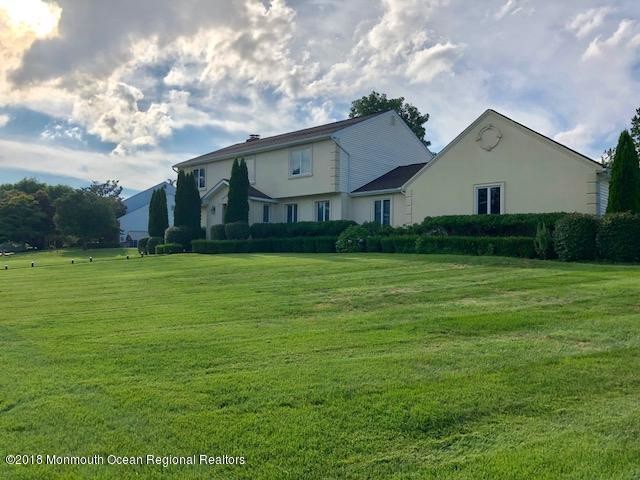 Building Photo - 16 Bridle Dr