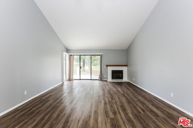 Building Photo - 851 Pebble Beach Dr