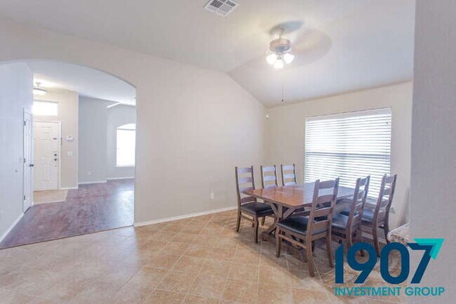 Building Photo - Stunning 3-Bedroom Home in OKC with Modern...