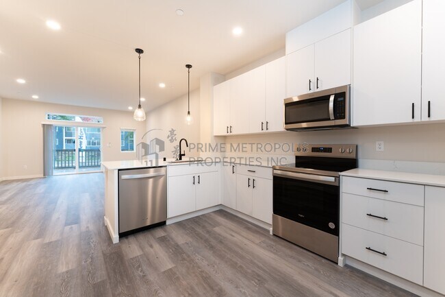 Building Photo - 16111 36th Ave W