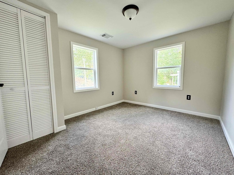 Building Photo - 60 Williams St