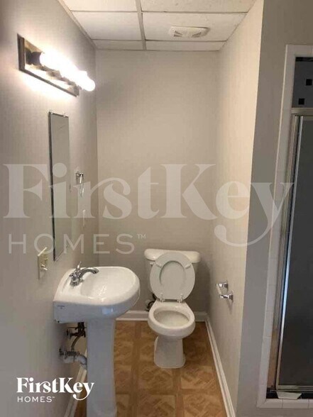 Building Photo - 4315 Cary Dr SW