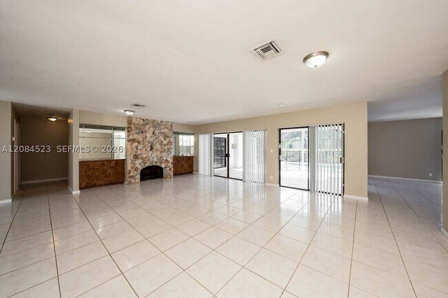 Building Photo - 22888 Greenview Terrace
