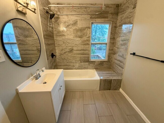 Building Photo - Updated 3-Bedroom Home for Lease – Section 8 Welcome - Call (313)429-3244