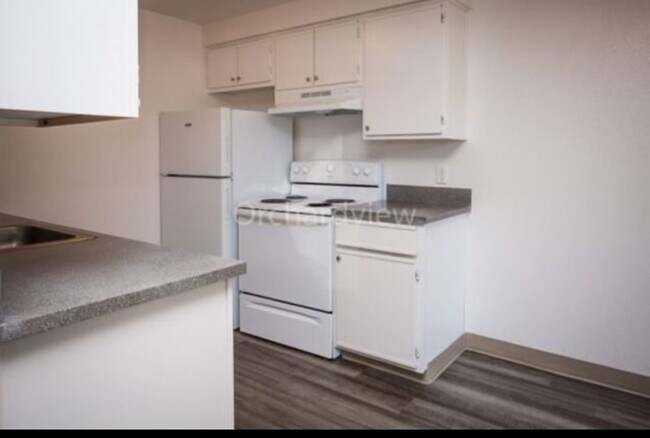 Building Photo - Location, Community, Quality Living. It St...