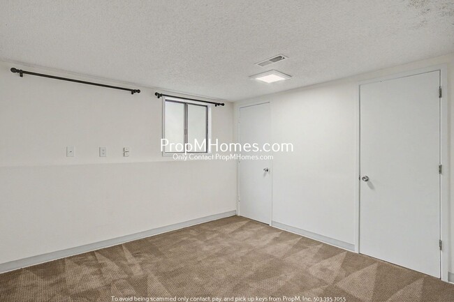 Building Photo - Stunning Four Bedroom Home w/ Lake Easement Access!