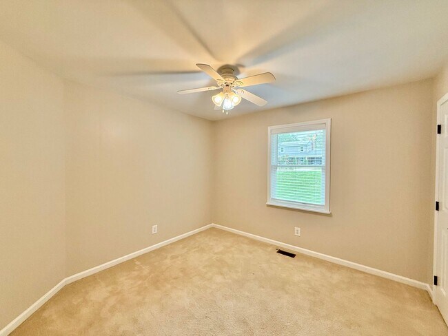 Building Photo - **OFFERING WAIVED APPLICATION FEES & $250 ...