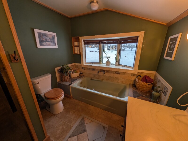 Building Photo - 8970 E Gull Lake Dr