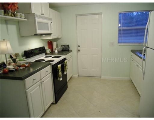 kitchen - The Ranch at Loughman Oaks