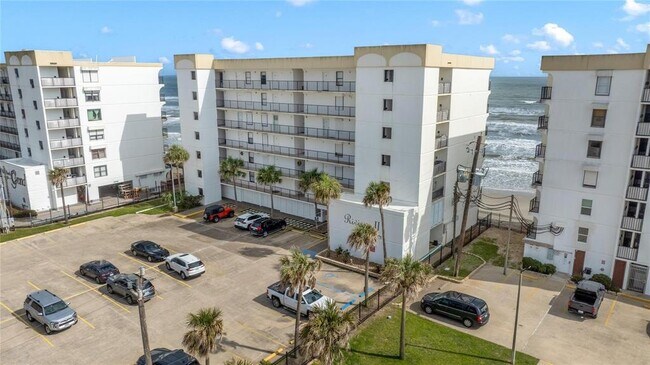 Building Photo - 11947 Termini-San Luis Pass Rd