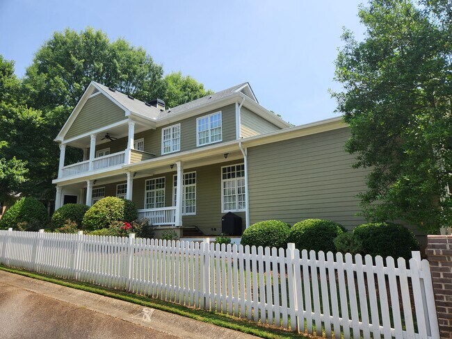 Building Photo - 113 Magnolia Blossom Way