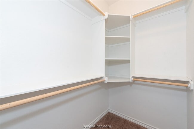 Building Photo - 1915 Dartmouth St