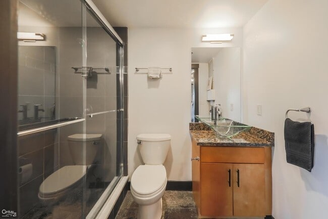 Building Photo - 2915 John R St