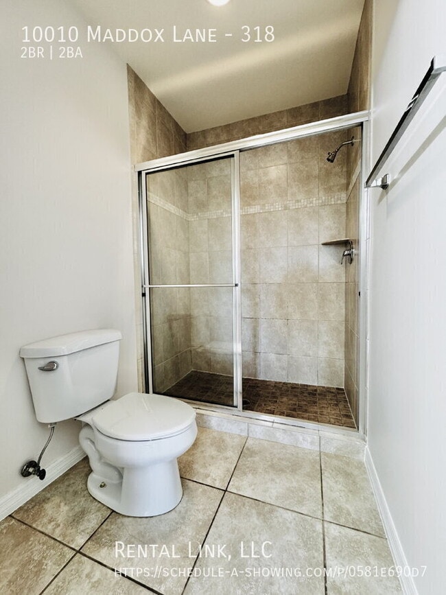 Building Photo - 10010 Maddox Ln